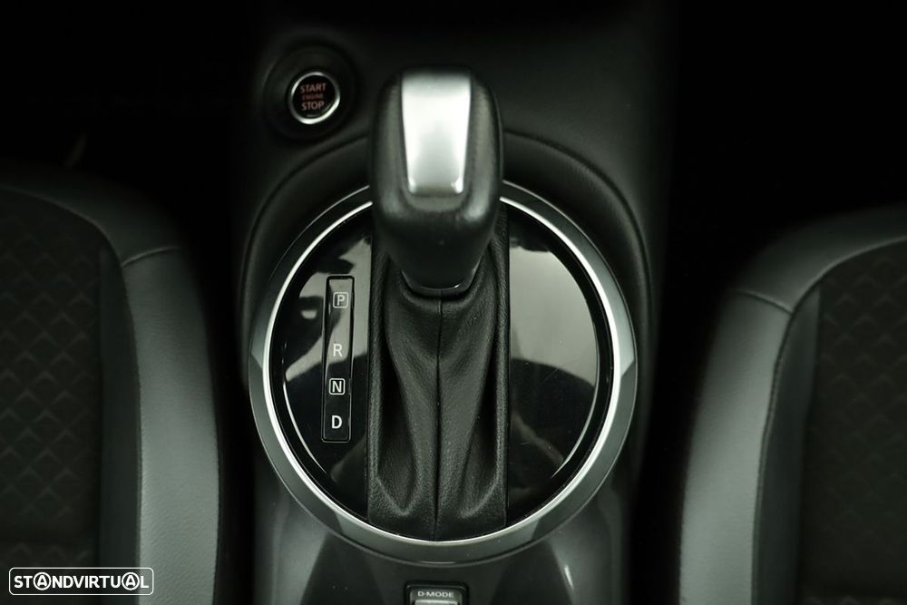 Nissan Juke 1.0 DIG-T N-Connecta DCT - 14