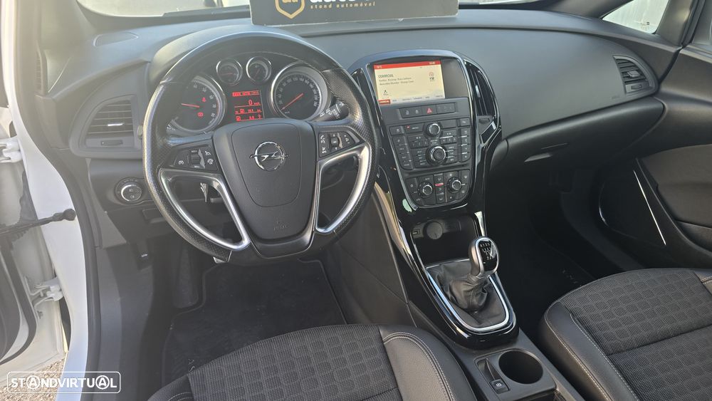 Opel Astra GTC 1.6 T S/S J20 - 17