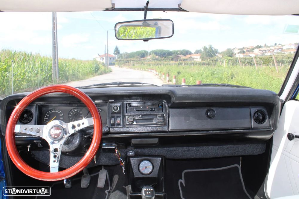 Ford Cortina - 9