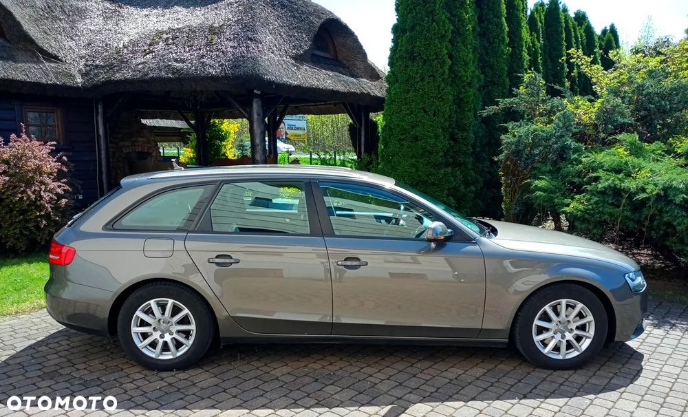 Audi A4 Avant - 10