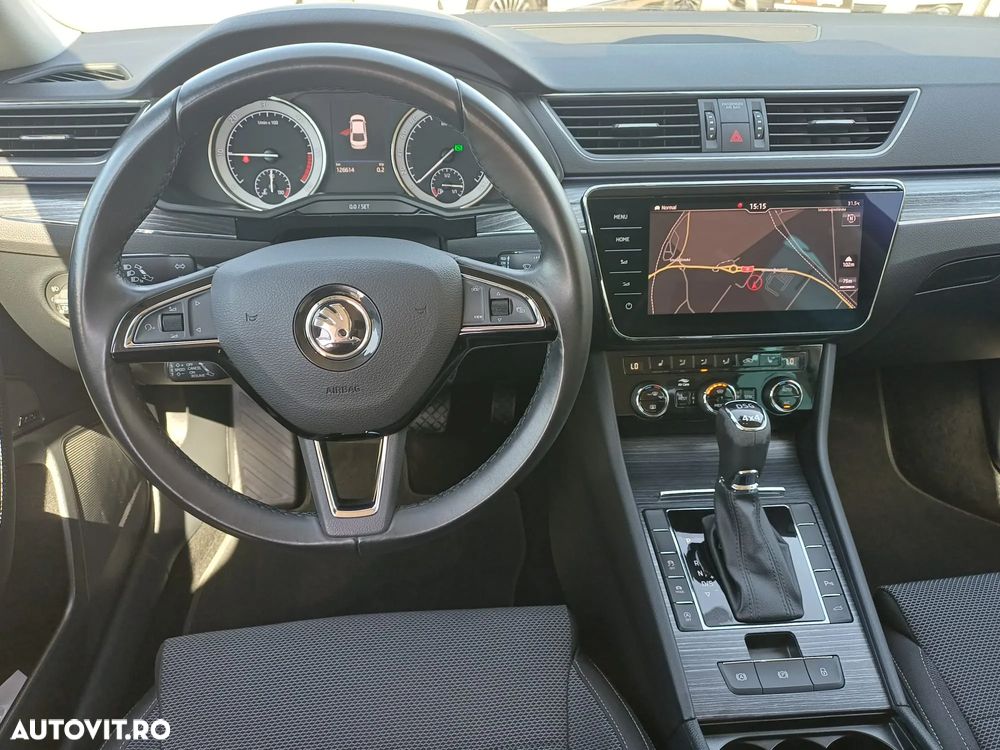 Skoda Superb 2.0 TDI 4X4 DSG Style - 14
