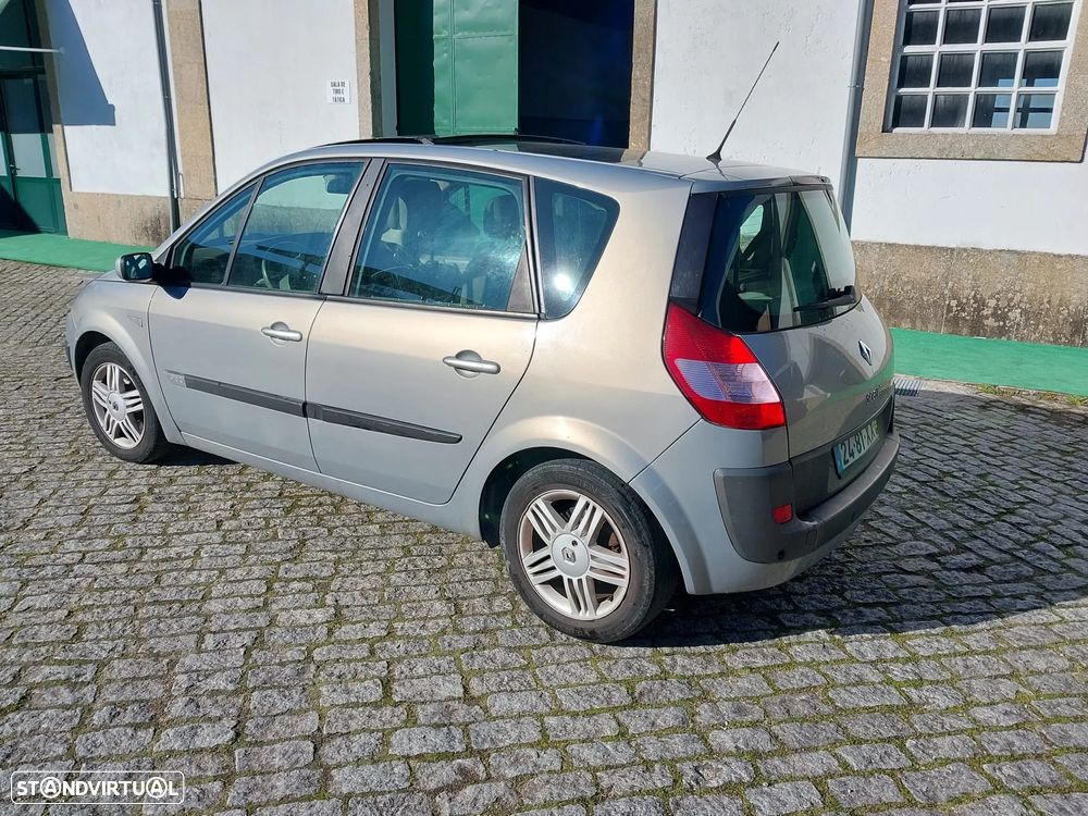 Renault Scénic 1.9 dCi L. Privilége - 1