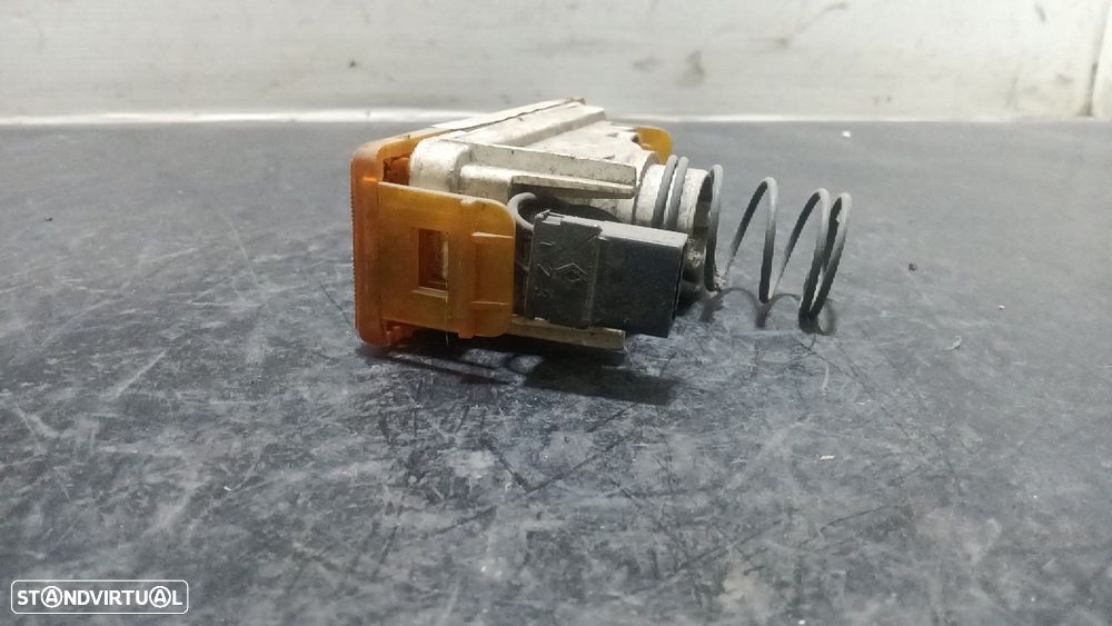 Farolim De Pisca Frente Esq Renault 11 (B/C37_) - 2