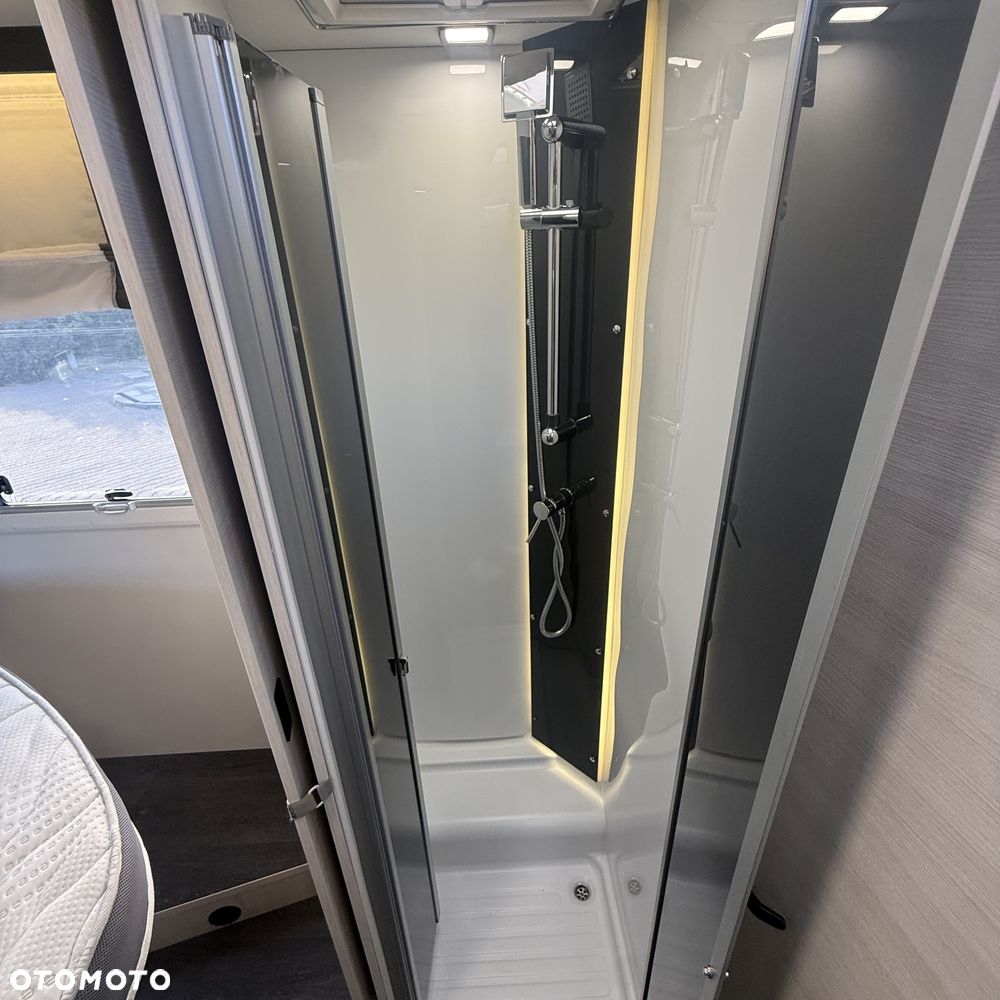 Ford Chausson 788 Titanium Premium - 23