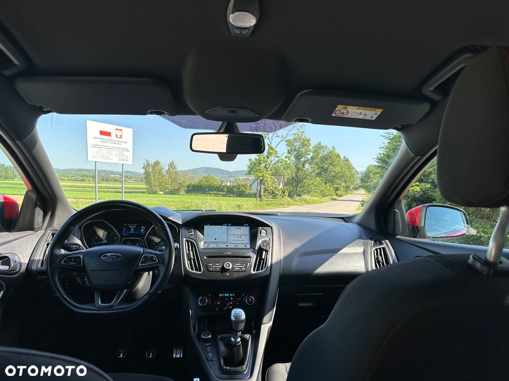 Ford Focus 1.0 EcoBoost Start-Stopp-System ST-LINE - 7
