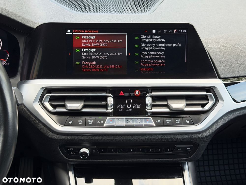 BMW Seria 3 330i Sport Line - 27