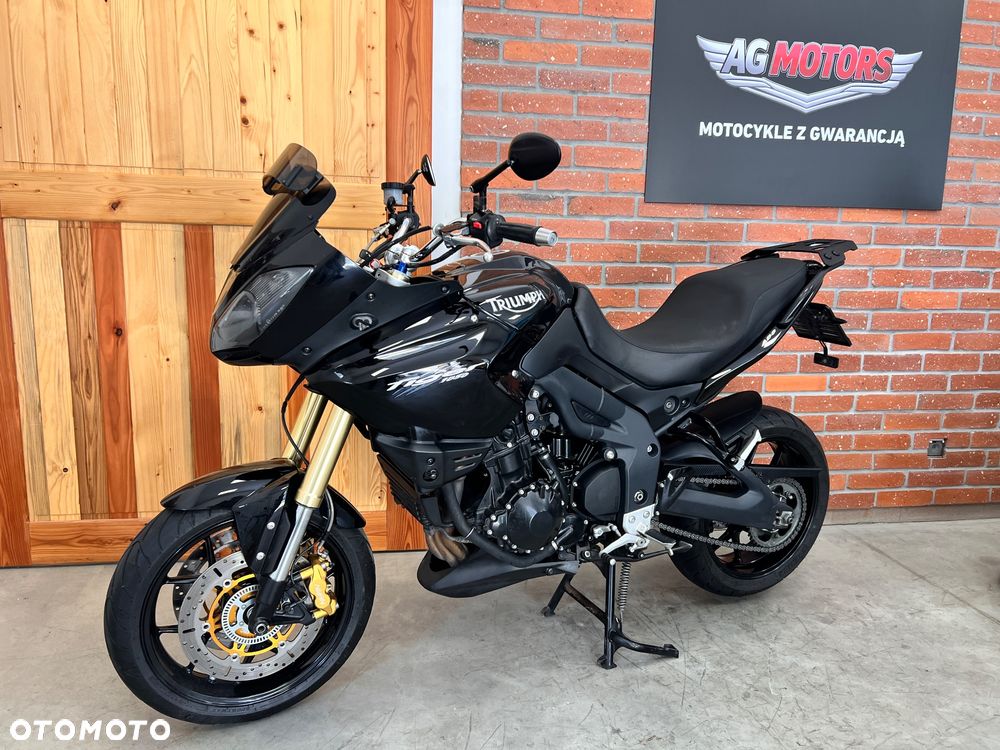 Triumph Tiger - 1
