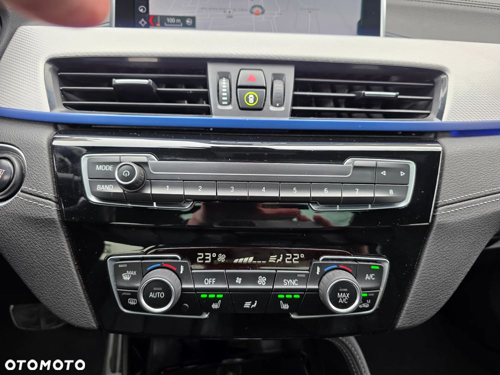 BMW X2 - 16