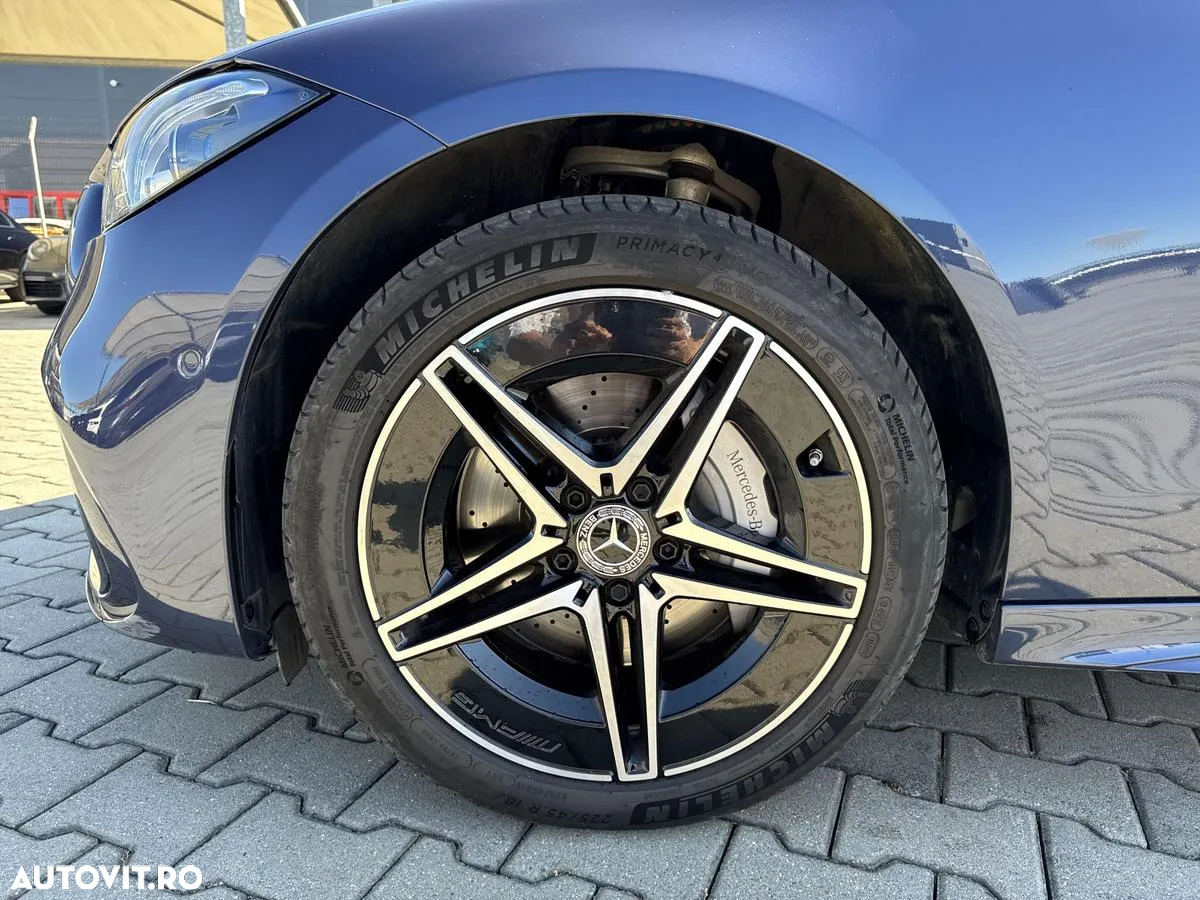 Mercedes-Benz C - 9
