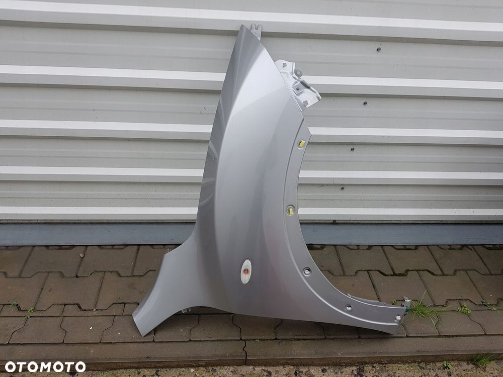 NISSAN JUKE 10-14r BŁOTNIK PRAWY PRZÓD KY0 - 1