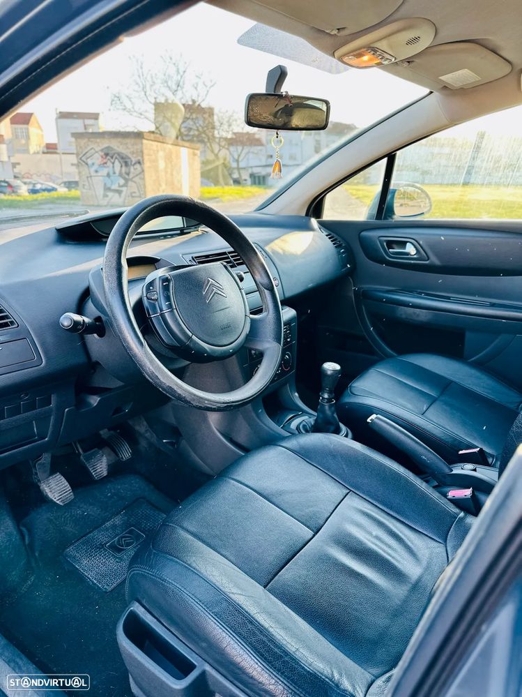 Citroën C4 1.4 16V SX - 5