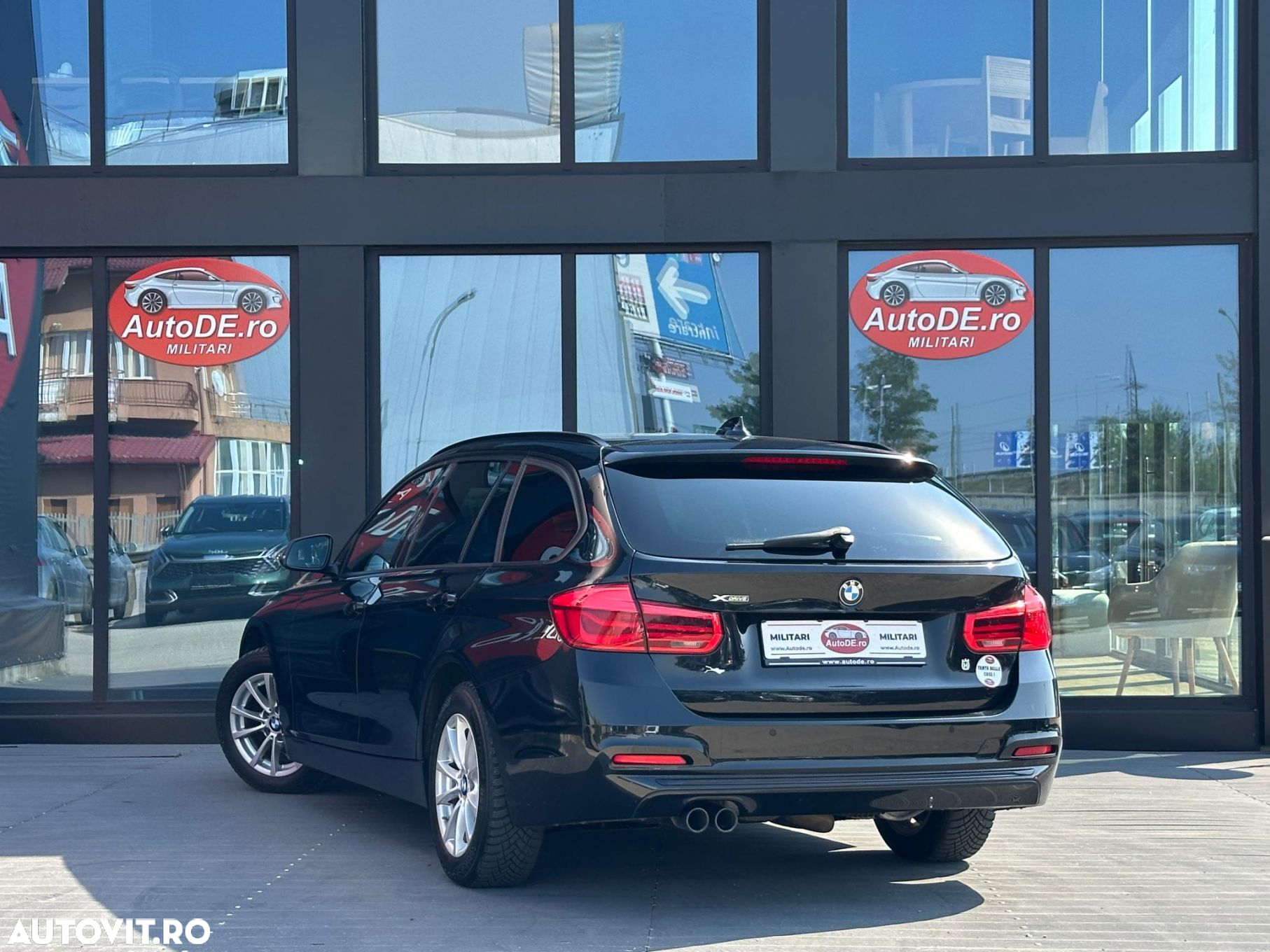 BMW Seria 3 320d Touring xDrive Aut. Sport Line - 4