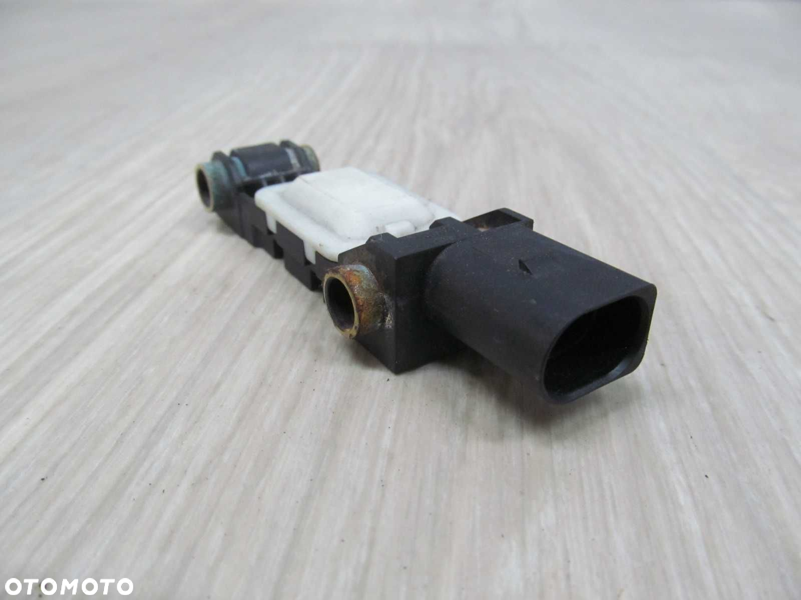 AUDI A4 B6 CZUJNIK UDERZENIOWY 8E0959651B 00-06 - 3