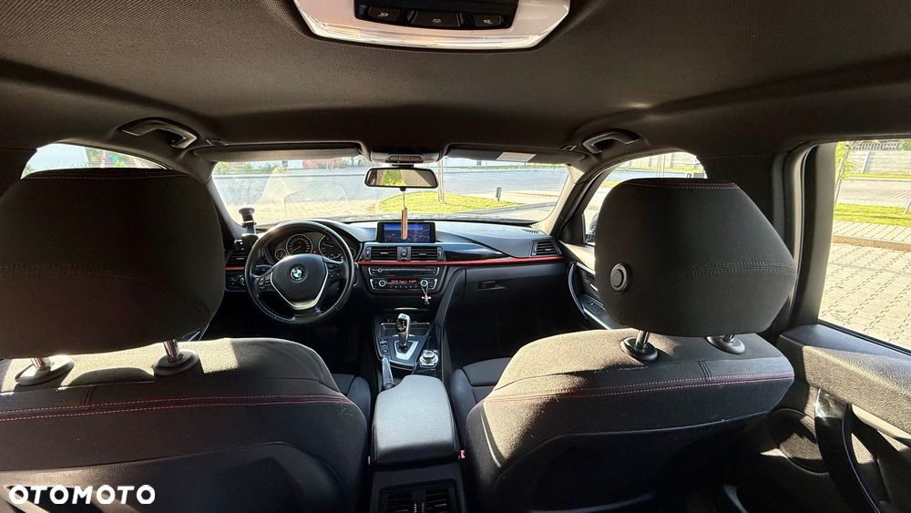BMW Seria 3 320d Sport Line - 8