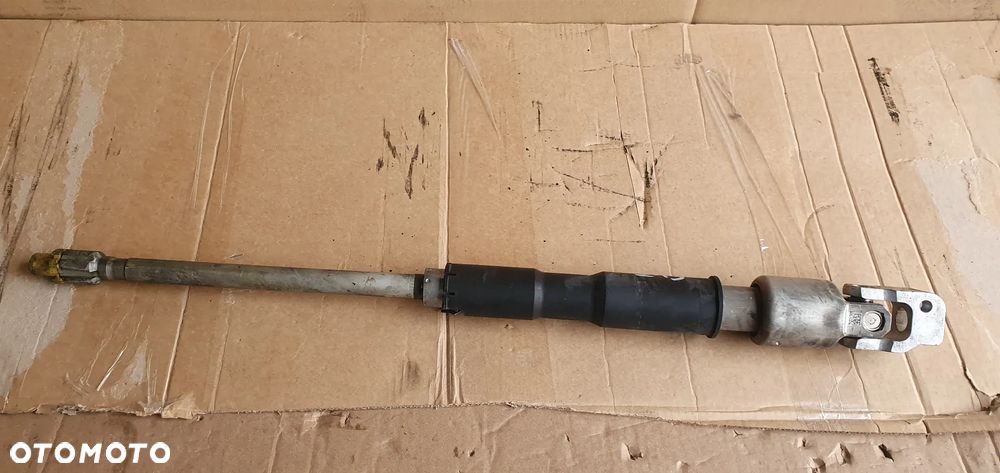 Krzyżak kolumny kierowniczej Mercedes E-Klasa W213 A2314600056 - 1