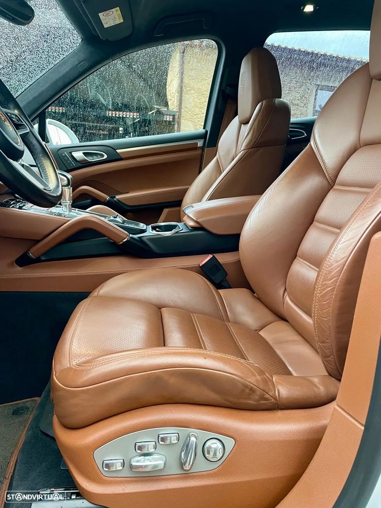 Porsche Cayenne Diesel Platinum Edition - 11