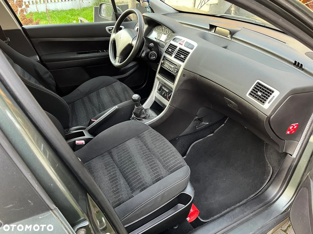Peugeot 307 - 6