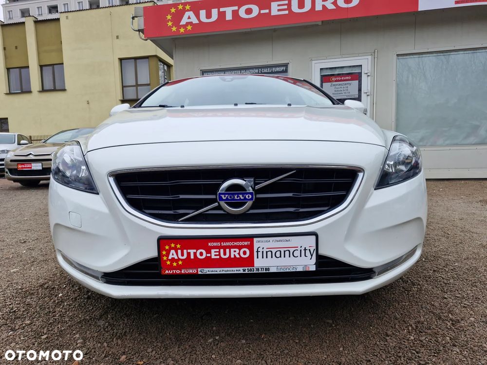 Volvo V40 T2 - 10
