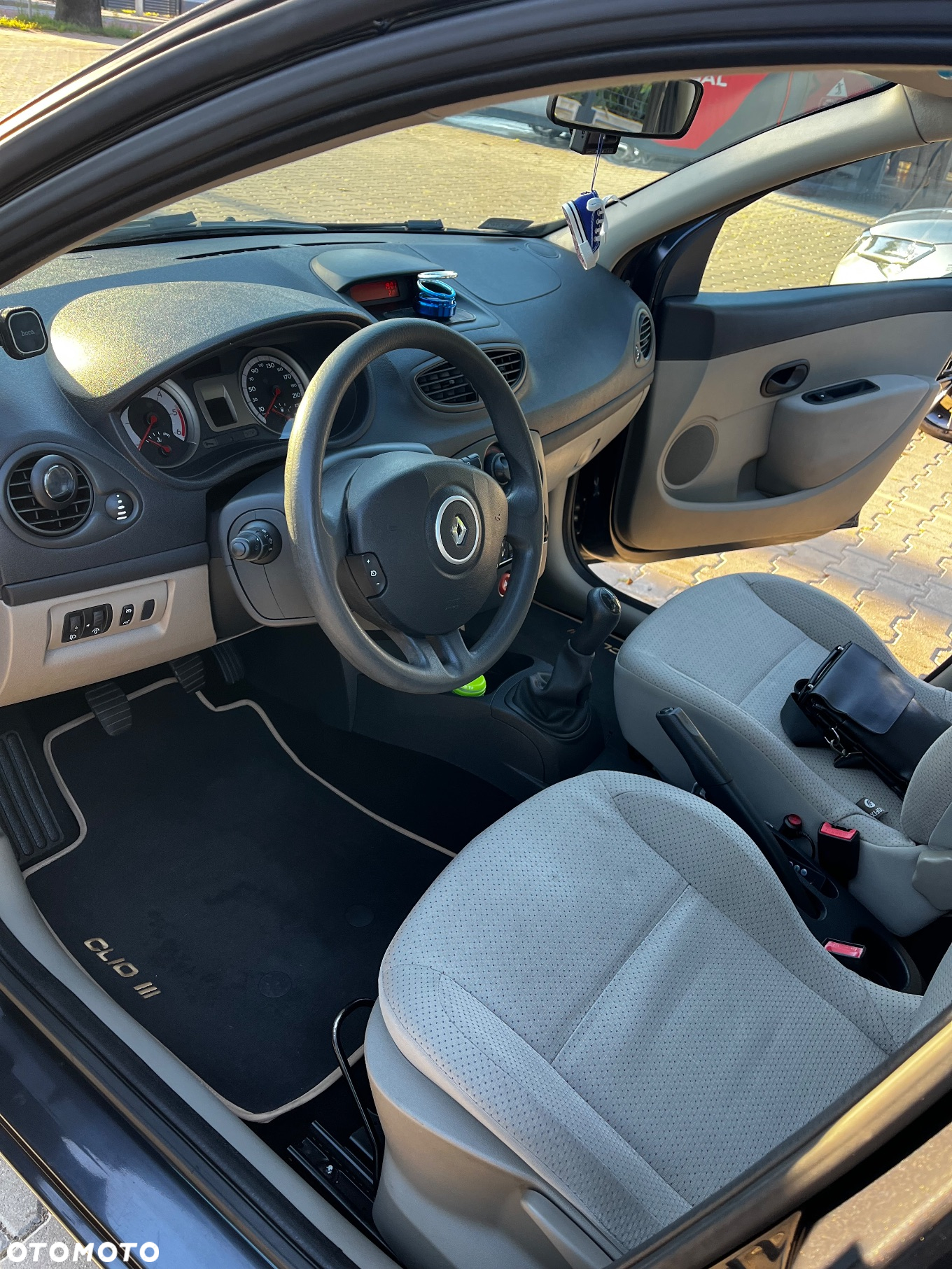 Renault Clio 1.5 dCi Alize - 8