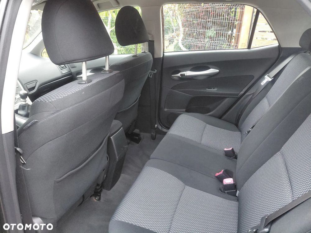 Toyota Auris 1.33 Dual-VVT-i Comfort - 11