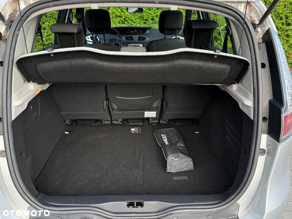 Renault Scenic - 12