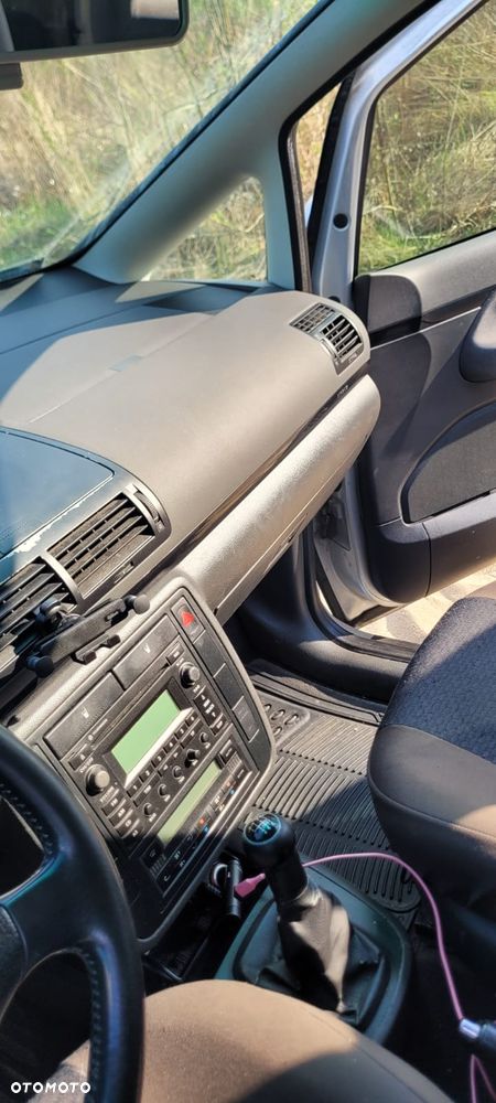 Volkswagen Sharan 1.9 TDI Comfortline - 6