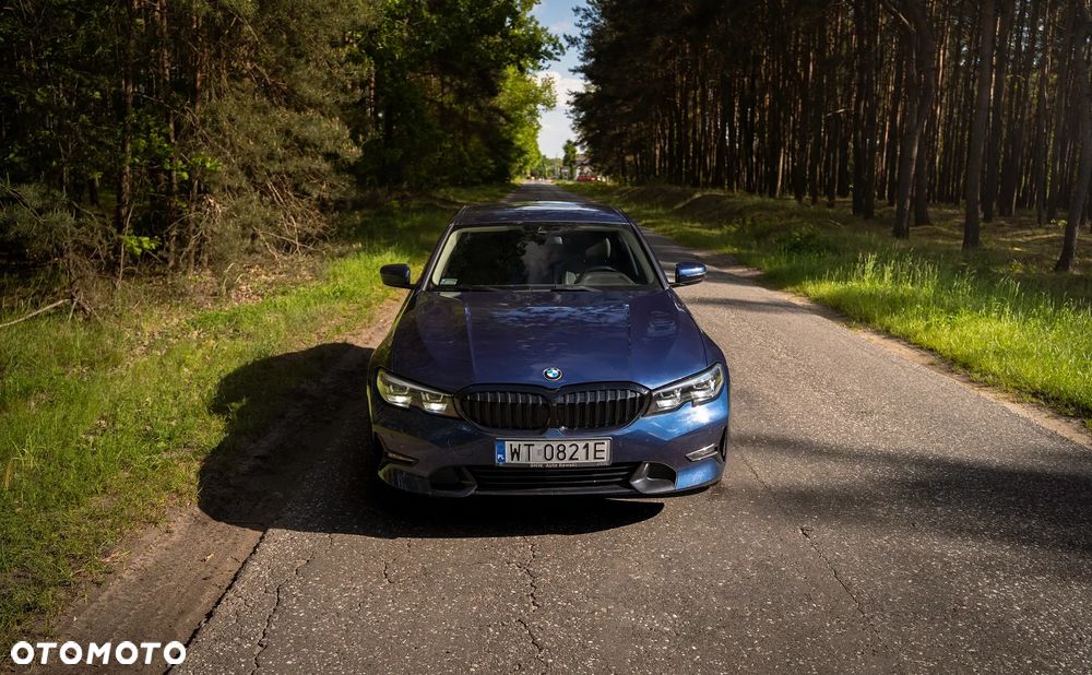 BMW Seria 3 330i Advantage sport - 5