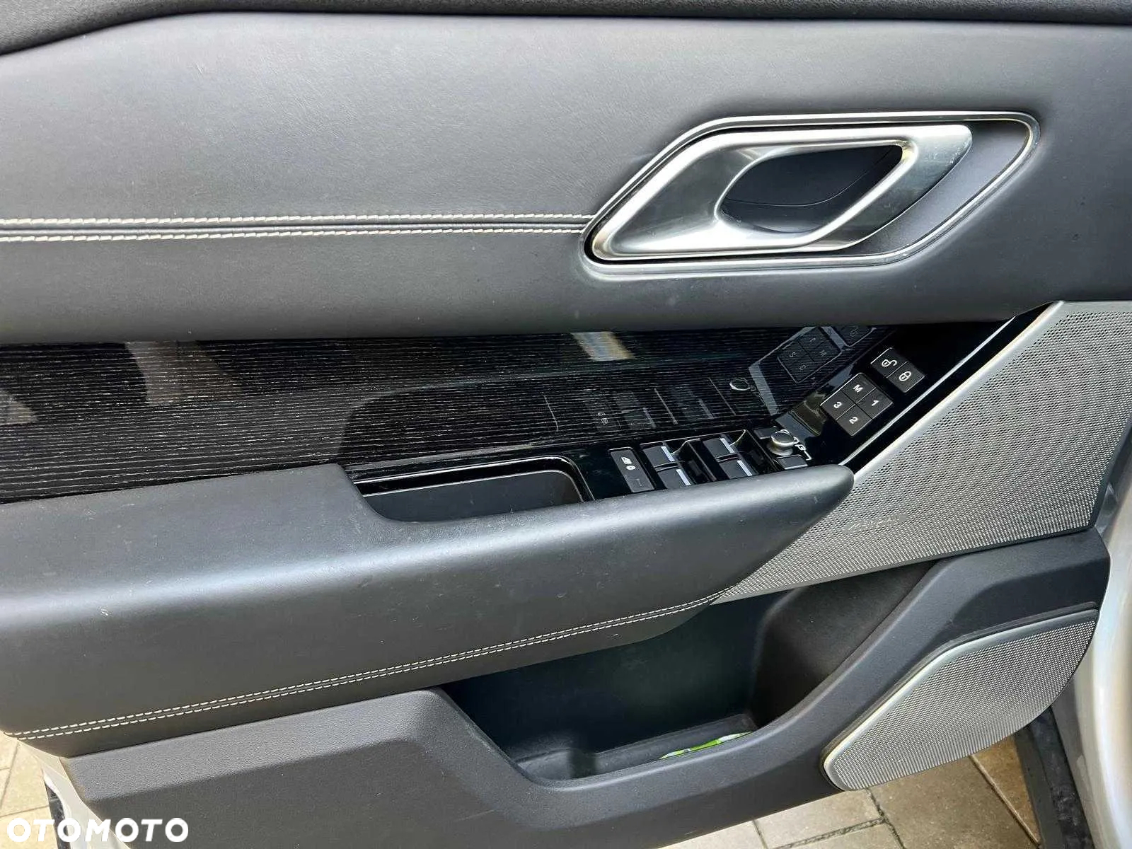 Land Rover Range Rover Velar 2.0 SD4 R-Dynamic SE - 10