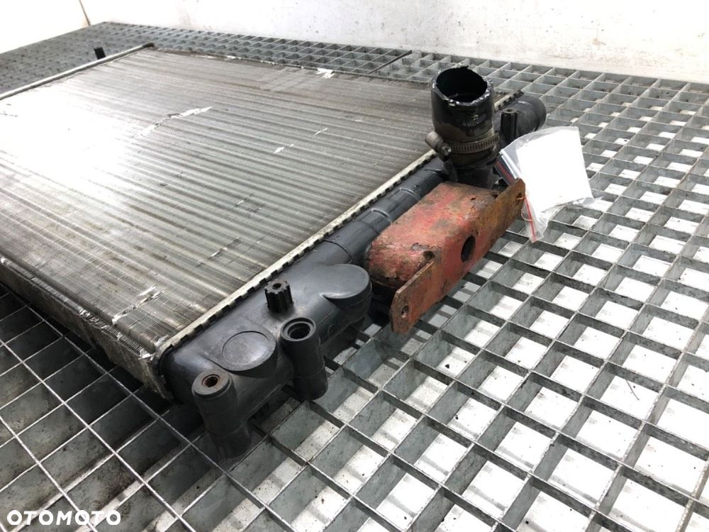 CHŁODNICA WODY  IVECO DAILY III Skrzynia 1997 - 2009 35 C 14 100 kW [136 KM] olej napędowy 2004 - - 4