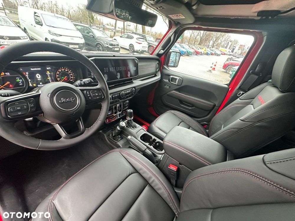 Jeep Wrangler - 2