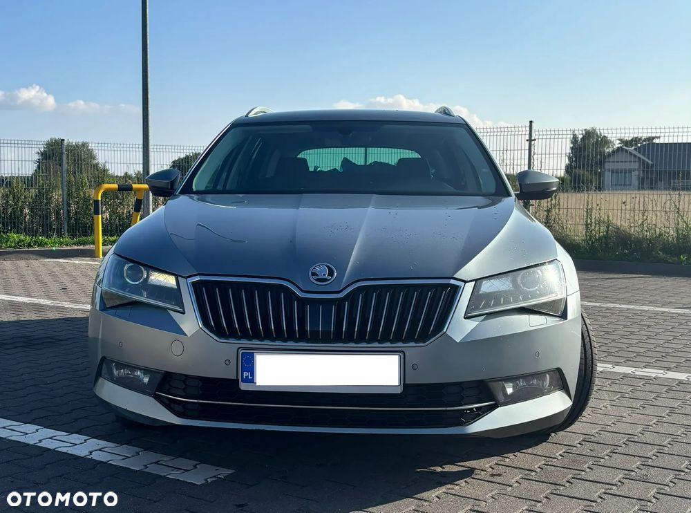 Skoda Superb 2.0 TDI Ambition - 3
