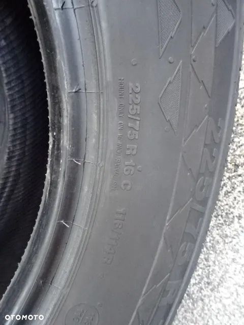 225/75/R16C 116/114R Continental Vanco Winter 2 - 11