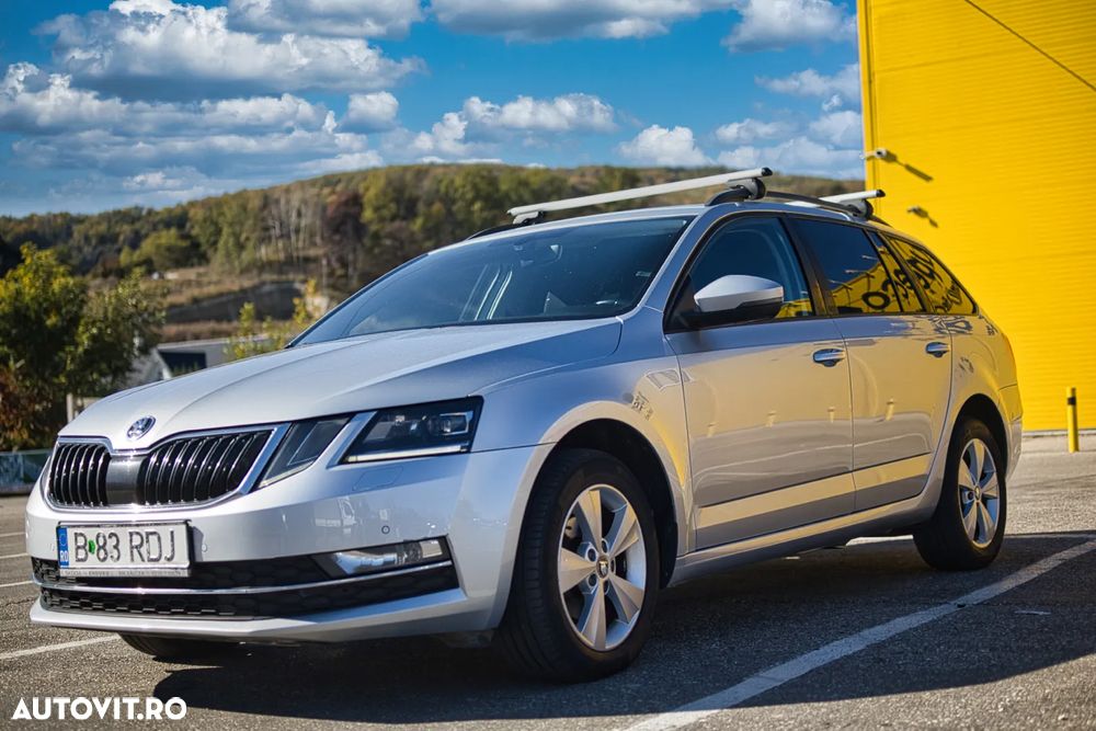 Skoda Octavia Combi Diesel 1.6 TDI Style - 1