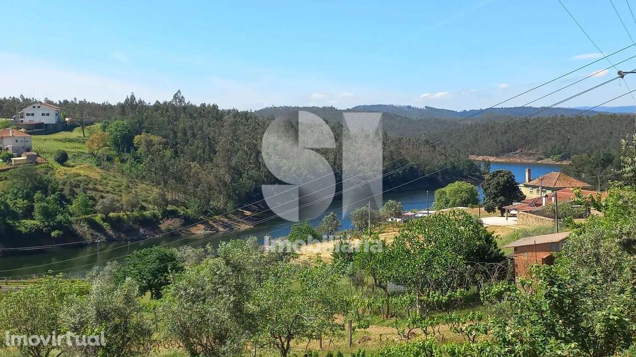 2 terrenos com possibilidade de construção - Grande imagem: 2/24