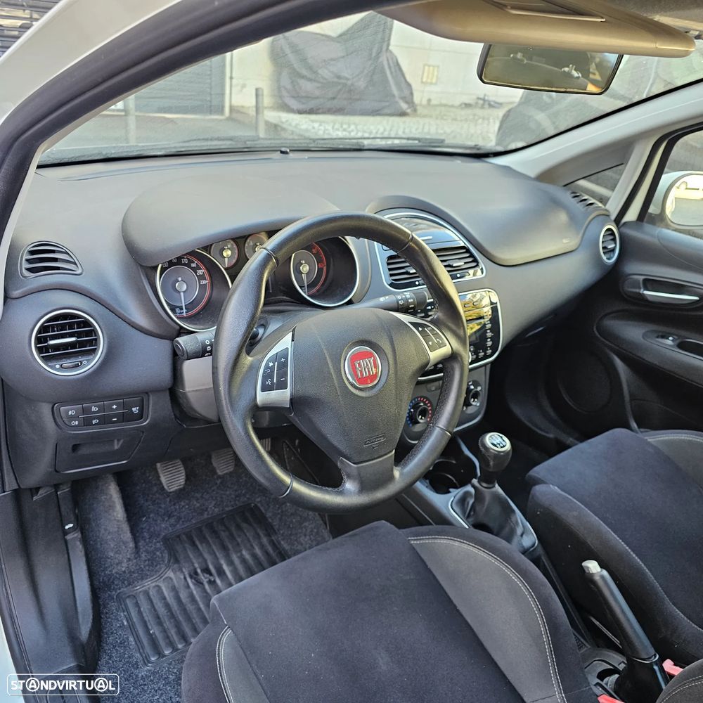 Fiat Grande Punto - 19