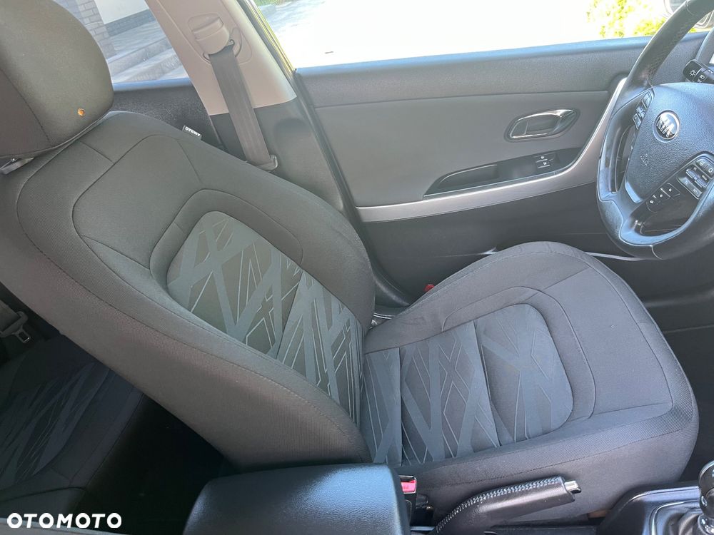 Kia Ceed - 14