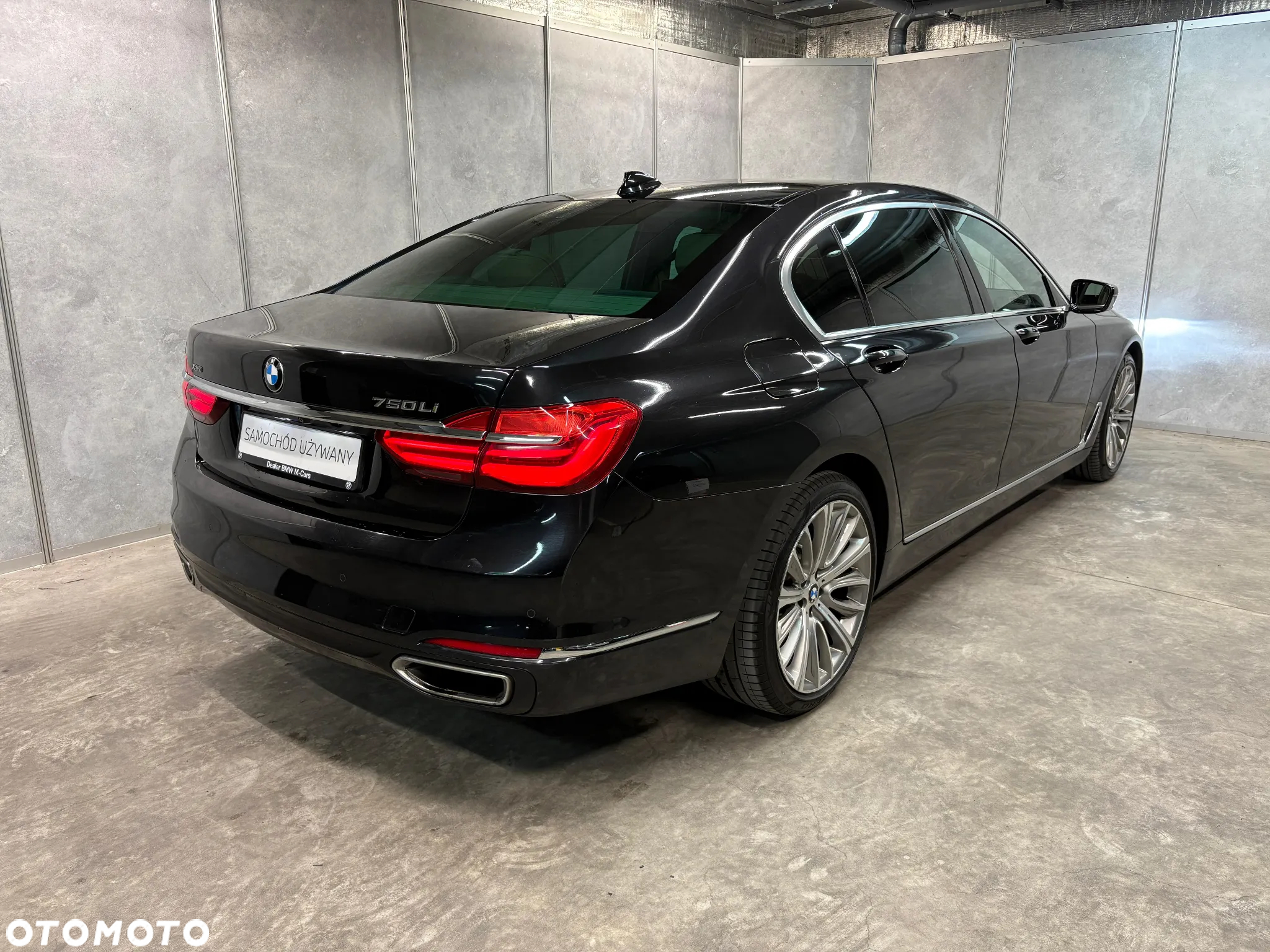 BMW Seria 7 750Li xDrive - 5