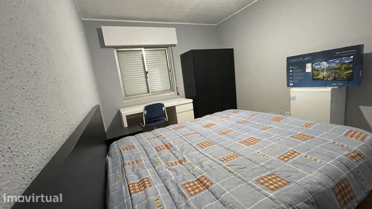 Quarto para alugar na Damaia de Baixo - Grande imagem: 2/5