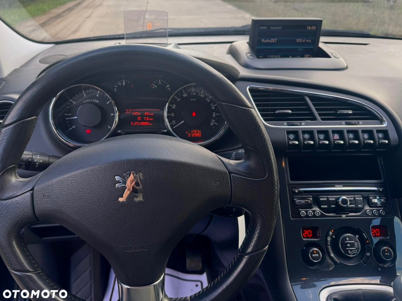 Peugeot 3008 1.6 Premium - 16