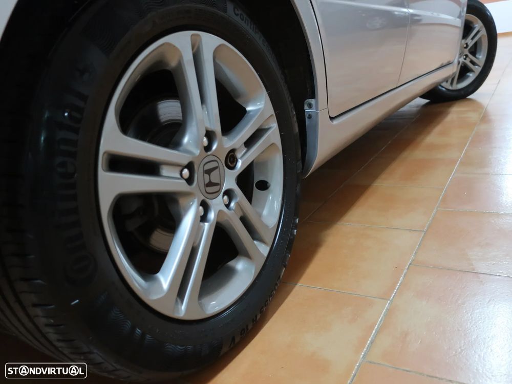 Honda Civic 1.4 i-VTEC Sport Edition - 10