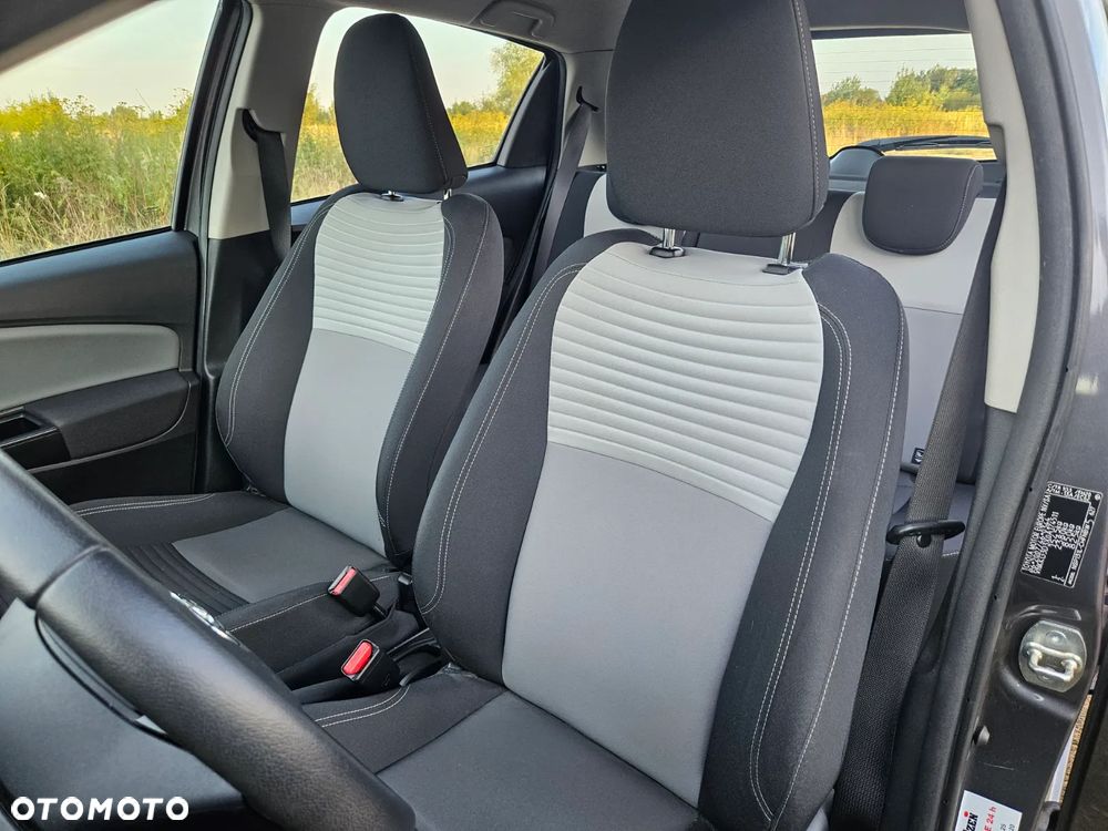 Toyota Yaris 1.5 Premium - 7