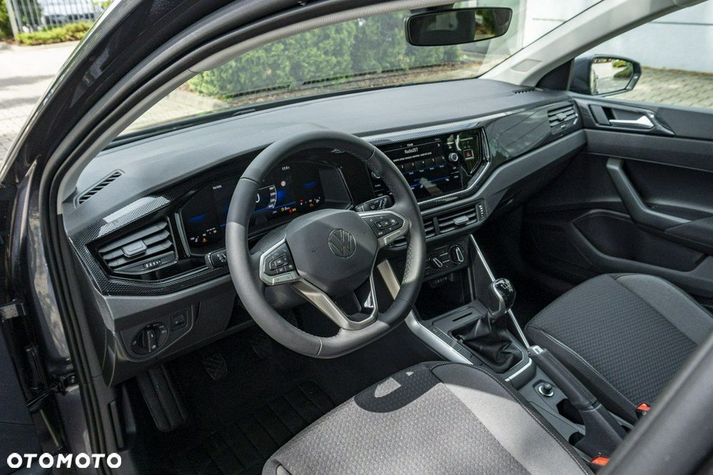 Volkswagen Polo - 11