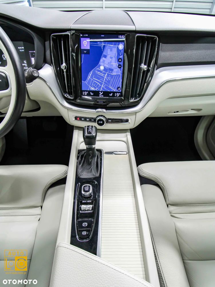 Volvo XC 60 T4 Geartronic Inscription - 18