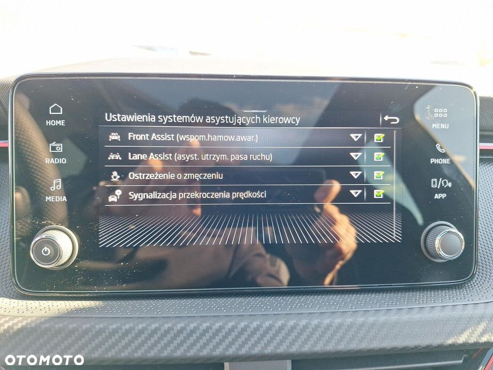 Skoda Kamiq 1.5 TSI Monte Carlo DSG - 19