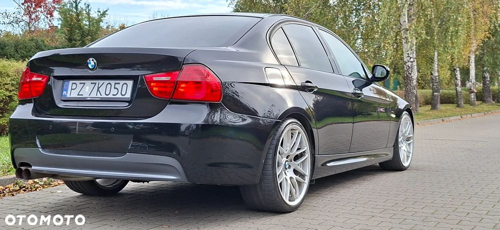 BMW Seria 3 318i Edition Sport - 16