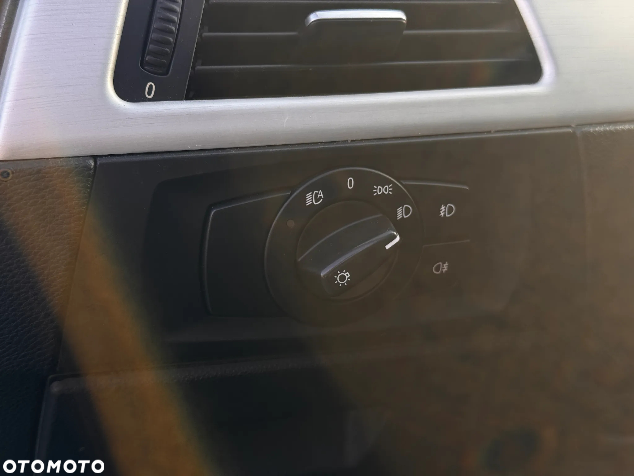 BMW Seria 3 330xd DPF Touring - 34