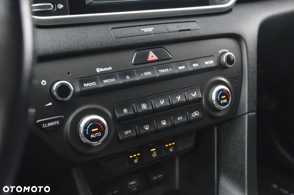 Kia Sportage 1.6 T-GDI AWD DCT GT LINE - 35