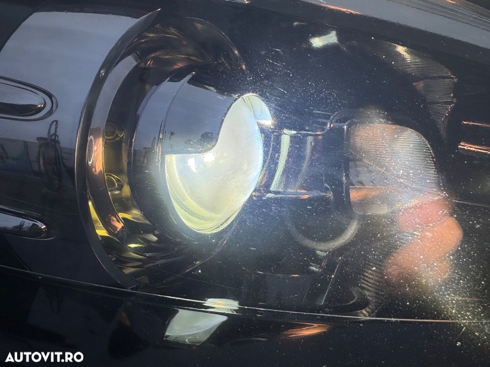 Renault Grand Scenic - 22