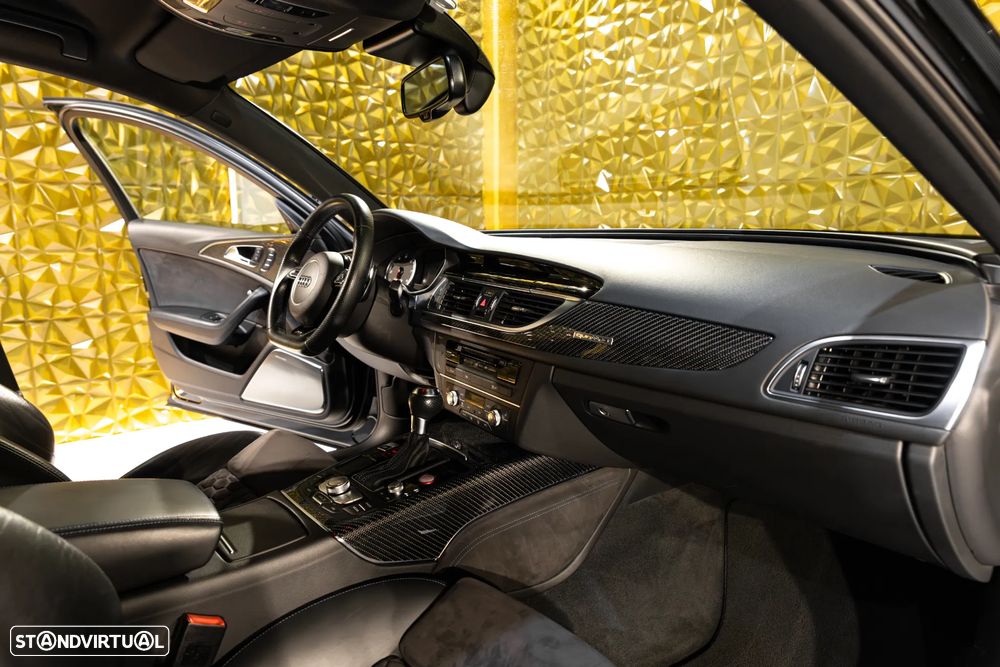 Audi RS6 Avant 4.0 TFSi Plus quattro Tiptronic - 38