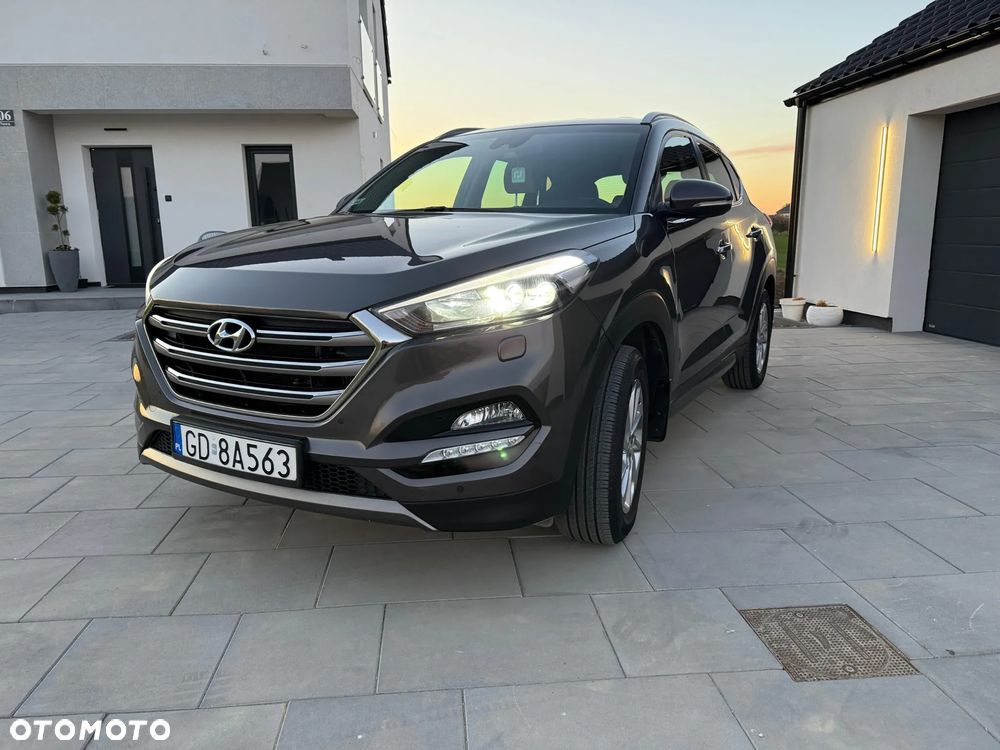 Hyundai Tucson 1.7 CRDI BlueDrive Style 2WD - 3